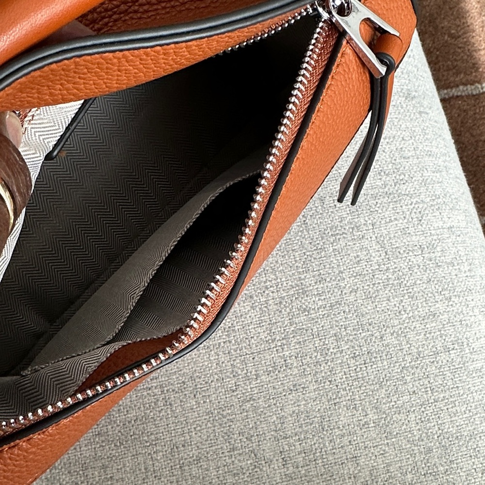 Box crossbody Bag - Picture 6 of 6